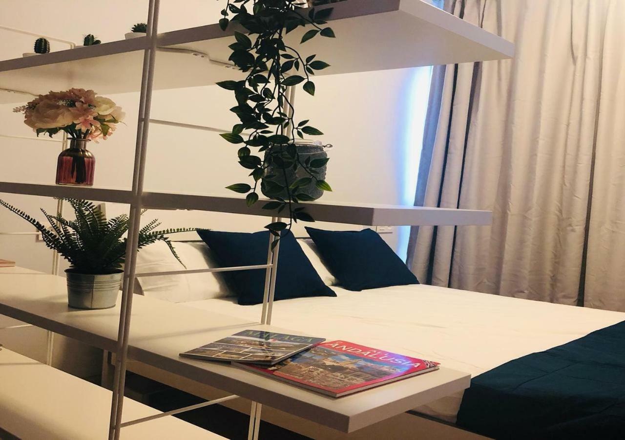 La Perla Apartment By Namaste Elite ตอร์เรโมลิโนส ภายนอก รูปภาพ